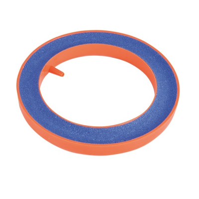 Anel redondo laranja com superfície azul texturizada