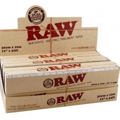 Expositor de papel para tabaco RAW com 6 pacotes em embalagem castanha clara e texto vermelho