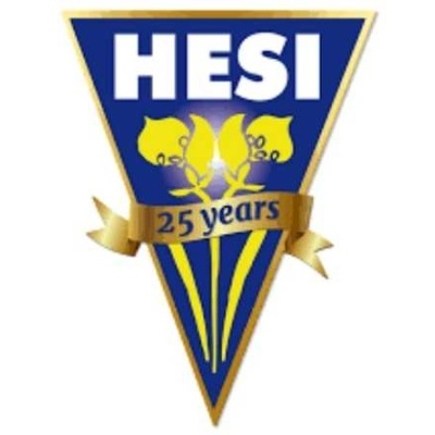 Logótipo azul e dourado com texto HESI e 25 years