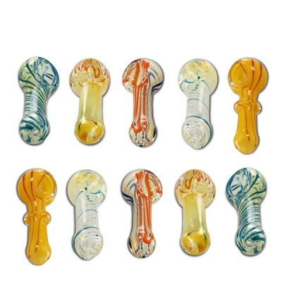 Conjunto de dez cachimbos de vidro coloridos com padrões em espiral