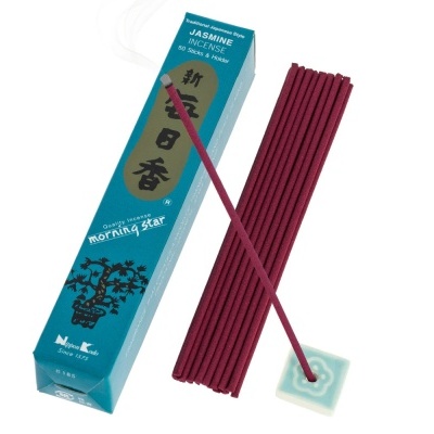 Incenso JASMINE em embalagem azul com sticks bordô e suporte cerâmico