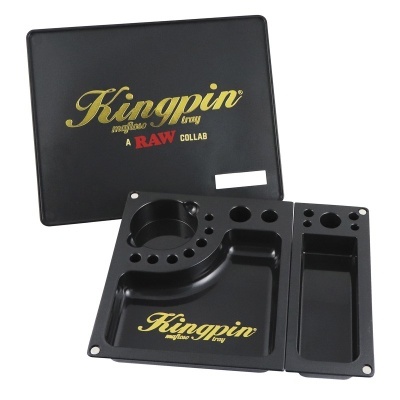 Organizador multiusos preto com texto Kingpin e RAW COLLAB e tampa