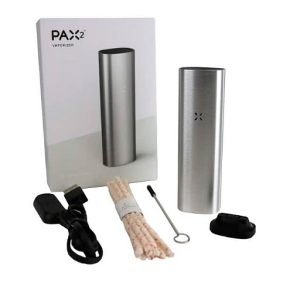 Vaporizador Pax 2 prateado com acessórios e embalagem branca