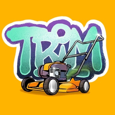 Máquina de cortar relva amarela com texto TRYm em fundo amarelo