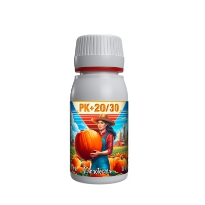 Frasco branco com rótulo de mulher segurando abóbora e texto PK+20/30
