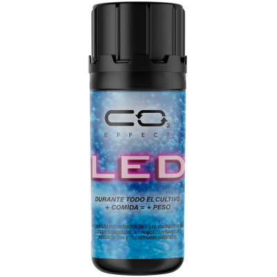 Frasco preto com rótulo azul com texto CO2 EFFECT LED