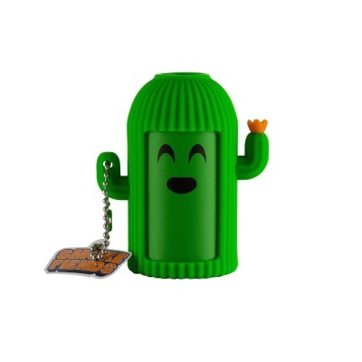 Objeto em forma de cacto verde com face sorridente e etiqueta SMOKE FIENDS