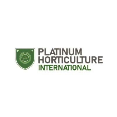 Logótipo Platinum Horticulture International com escudo verde e texto cinzento e verde