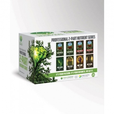 Caixa branca com imagem de folha verde e texto em inglês para nutrientes profissionais em dois componentes