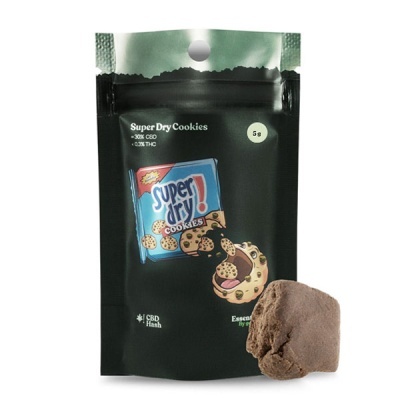 Embalagem preta de Super Dry Cookies com ilustração colorida e bloco castanho sólido ao lado