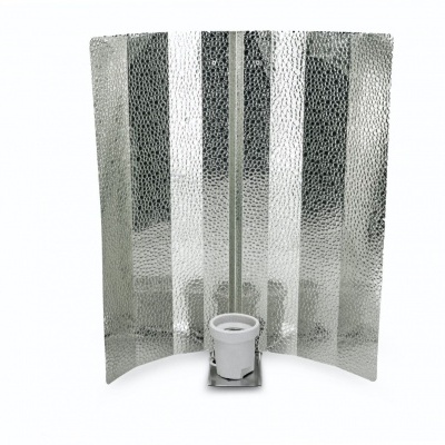 Refletor de luz prateado com suporte e copo branco