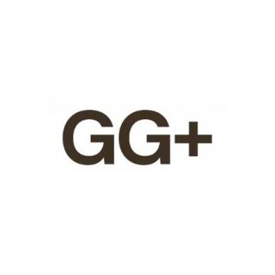 Letras GG+ castanho escuro em fundo branco