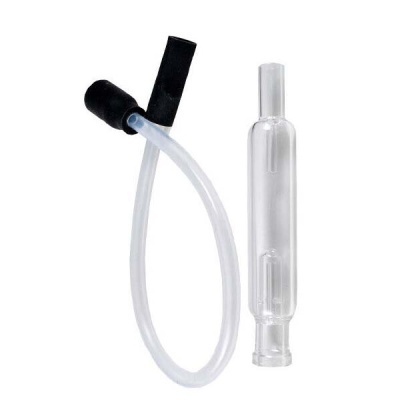 Tubo transparente com peça preta e recipiente cilíndrico transparente