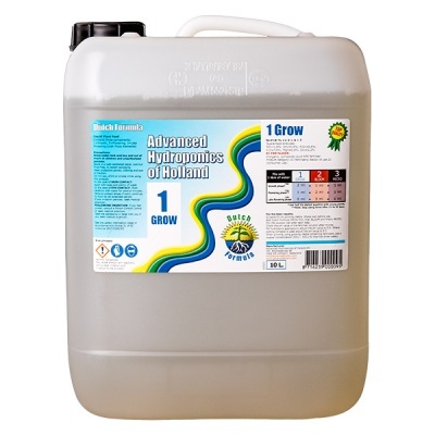 Recipiente plástico branco com etiqueta colorida de fertilizante hydroponics