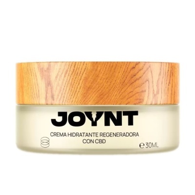 Frasco de creme hidratante regenerador JOYNT com tampa de madeira clara e corpo de vidro esbranquiçado