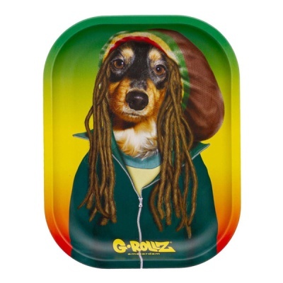 Tabuleiro metálico com imagem de cão vestido estilo rastafári com texto G-ROLLZ amsterdam