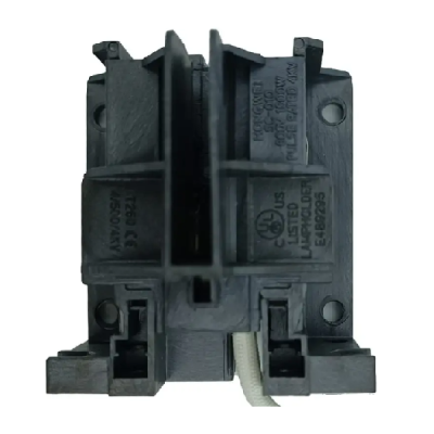 Interruptor elétrico preto com texto UL LISTED