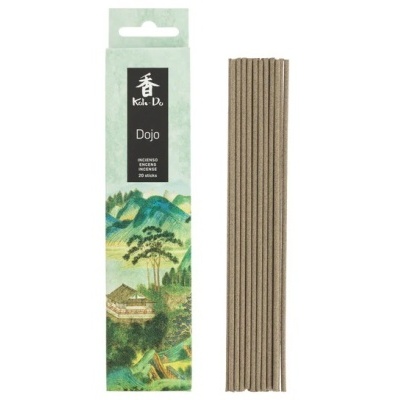 Pacote de incenso Koku-Do Dojo com 20 sticks e embalagem com paisagem verde
