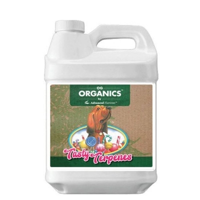 Recipiente plástico branco com etiqueta de marca OG Organics e imagem de cão