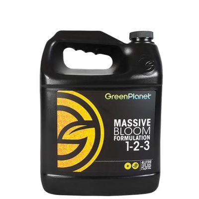 Recipiente preto de plástico com rótulo preto e amarelo