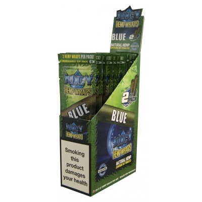 Expositor com pacotes verdes de Juicy Hemp Wraps Blue com aviso de saúde