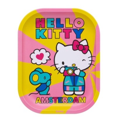 Tabuleiro decorativo com personagens Hello Kitty e rato, texto HELLO KITTY AMSTERDAM
