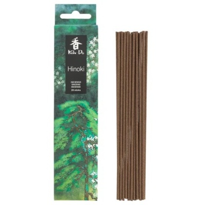 Paus de incenso Hinoki da marca Koki-Do com embalagem verde e árvore desenhada, 20 sticks
