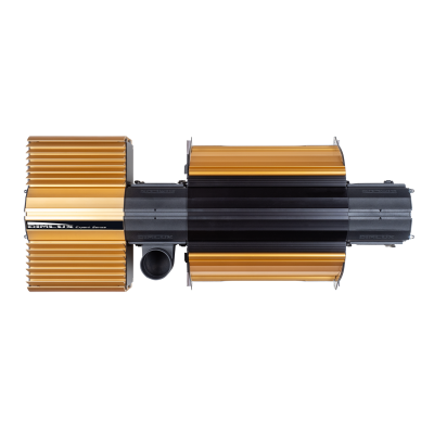 Máquina preta e dourada com texto STIRLING ENGINE.