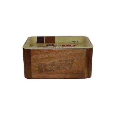 Caixa retangular de madeira com marca RAW