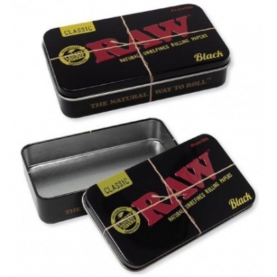 Duas caixas metálicas pretas com texto RAW Classic Black para papéis de enrolar
