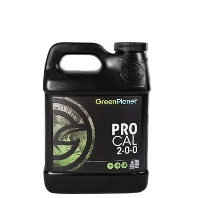 Frasco preto de plástico com etiqueta preta do produto GreenPlanet PRO CAL 2-0-0