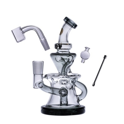 Conjunto de cachimbo de vidro transparente com base preta