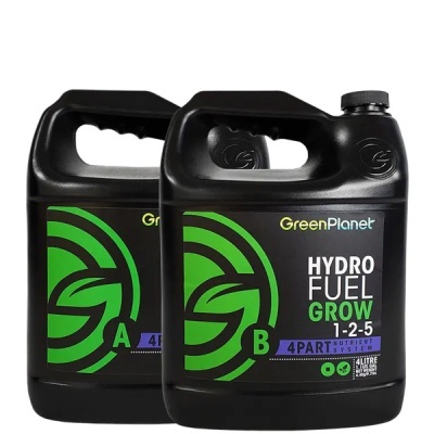 Dois recipientes pretos GreenPlanet Hydro Fuel Grow 1-2-5 com etiquetas verdes e pretas.