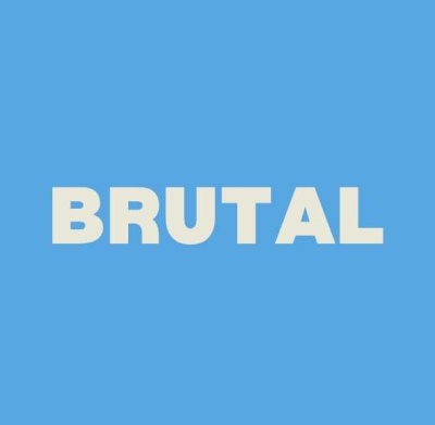 Fundo azul claro com texto BRUTAL em letras bege.