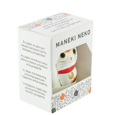 Caixa com gato da sorte japonês Maneki Neko branco com manchas coloridas e cachecol vermelho