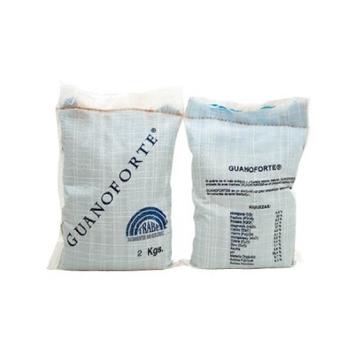 Sacasem tecido branco com texto GUANOFORTE e tabela de ingredientes