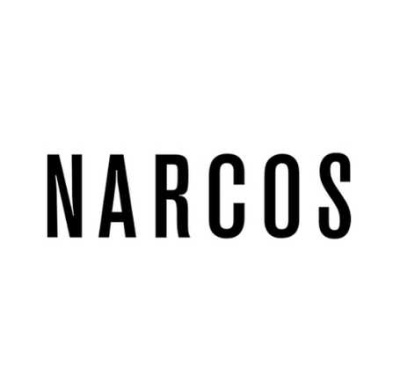 Texto NARCOS em preto sobre fundo branco