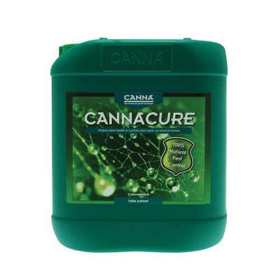 Recipiente verde escuro CANNACURE para controlo natural de pragas