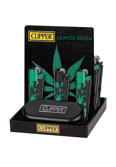 Isqueiros CLIPPER com padrão de folhas verdes em estojo preto