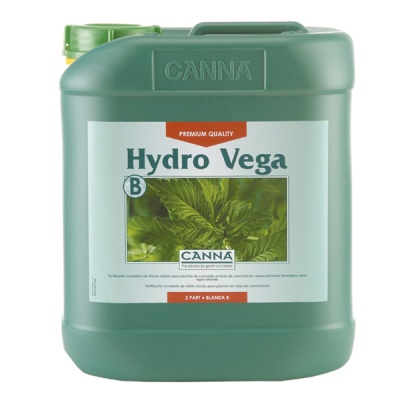 Recipiente verde de plástico com rótulo branco Hydro Vega B e imagem de folhas verdes