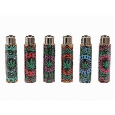 Seis isqueiros com design de folhas de cannabis e padrões coloridos.