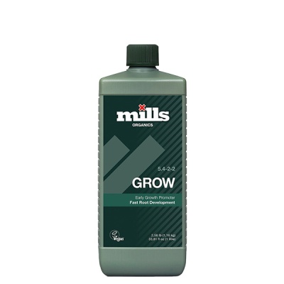 Frasco verde de produto para crescimento de plantas com rótulo escuro