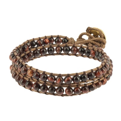 Pulseira trançada com contas redondas vermelhas e castanhas
