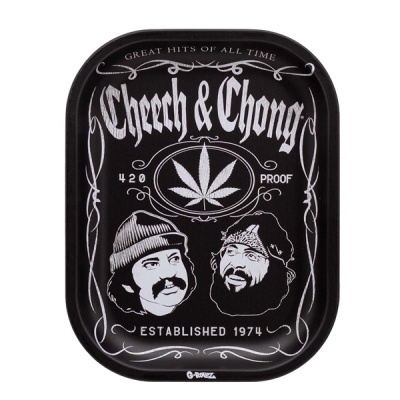 Tabuleiro metálico preto com ilustrações brancas e texto Cheech & Chong