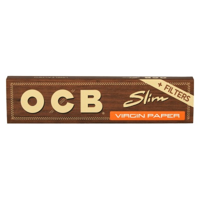 Embalagem de papel de enrolar OCB Slim castanho com texto creme e laranja