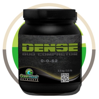 Frasco preto rotulado com produto de nutrientes DENSE BUD COMPACTOR da Green Planet Nutrients.