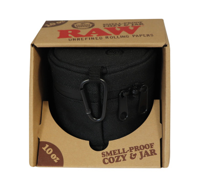 Estojo preto em tecido dentro de caixa de cartão RAW com texto smel-proof cozy & jar