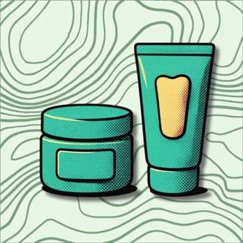 Dois produtos de cuidados pessoais verdes com rótulos amarelos num fundo verde claro abstrato