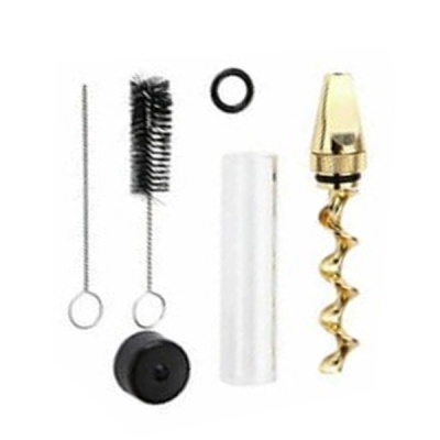 Kit com peça dourada espiral, tubo transparente, escovas e acessórios.