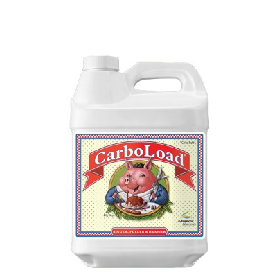 Frasco branco com etiqueta colorida de suplemento CarboLoad com porco desenhado a comer